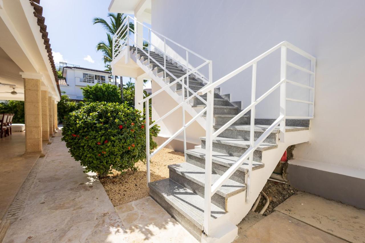 Huge 7-Bedroom Beach Villa With Private Pool - Los Corales Villas 蓬塔卡纳 外观 照片