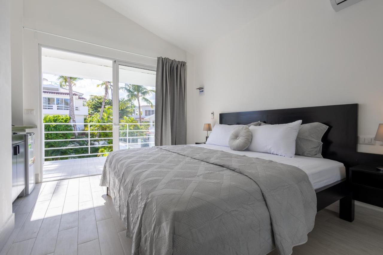 Huge 7-Bedroom Beach Villa With Private Pool - Los Corales Villas 蓬塔卡纳 外观 照片