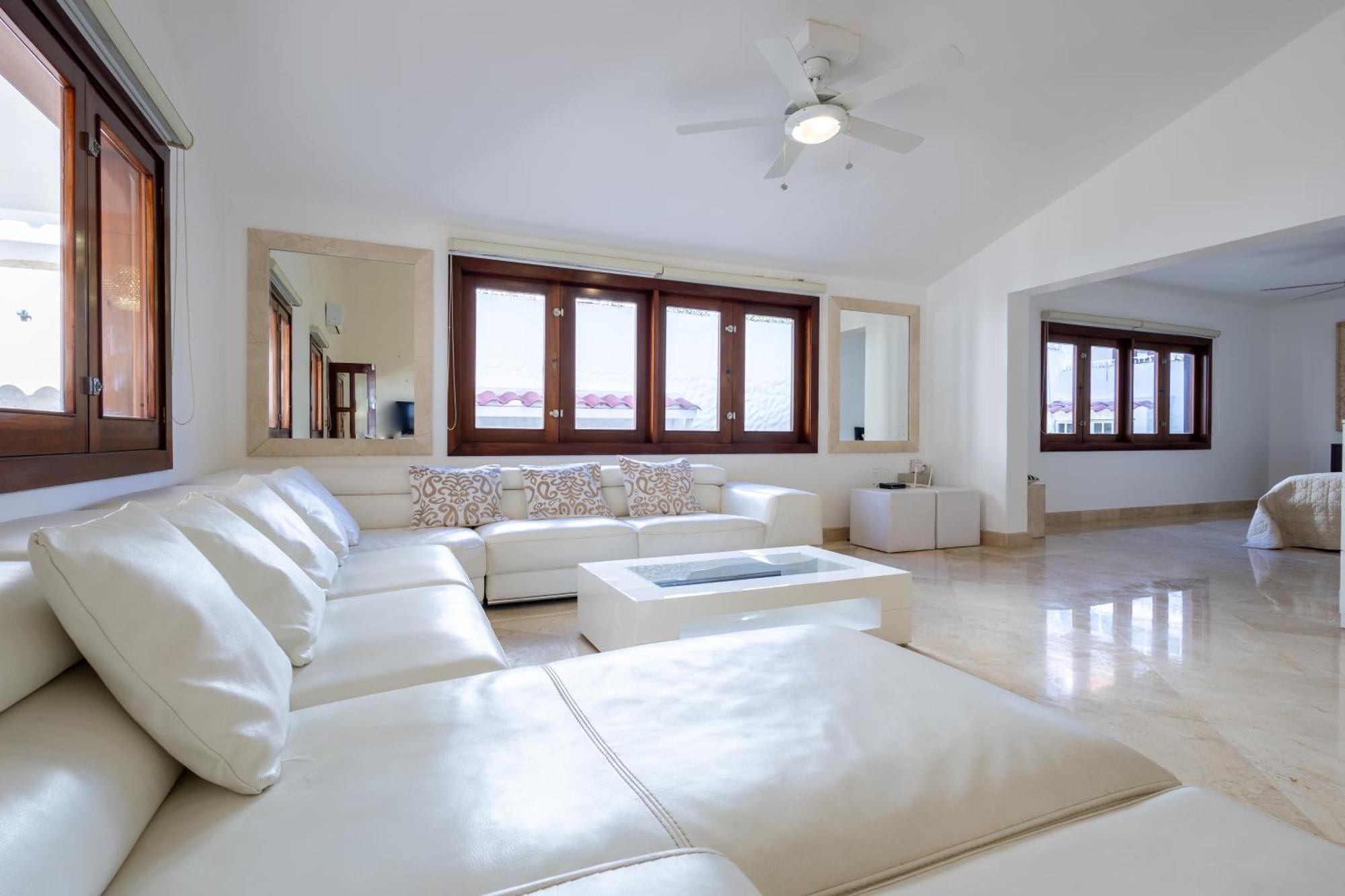 Huge 7-Bedroom Beach Villa With Private Pool - Los Corales Villas 蓬塔卡纳 外观 照片