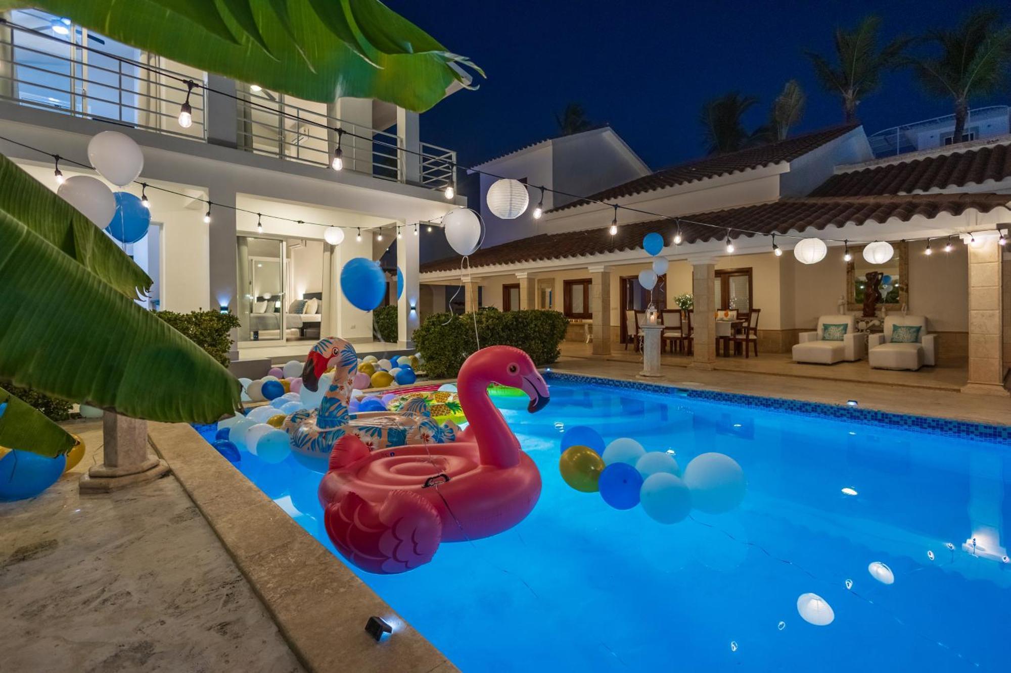 Huge 7-Bedroom Beach Villa With Private Pool - Los Corales Villas 蓬塔卡纳 外观 照片